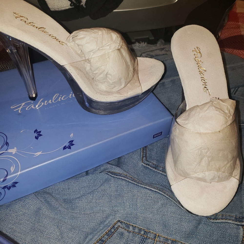 heels - Picture 2 of 2